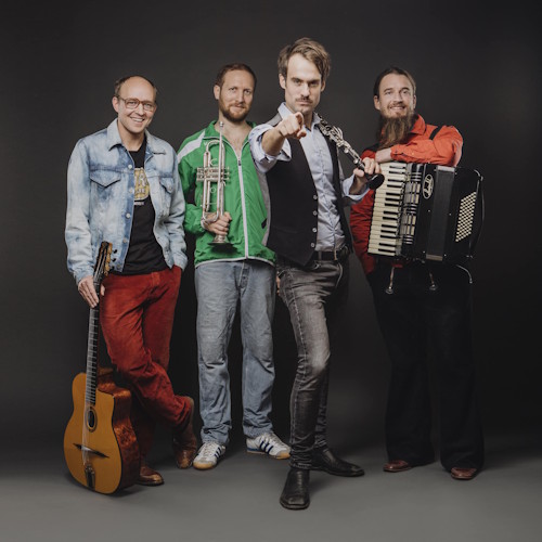 Gankino Circus – die letzten ihrer Art – bekannt aus „Woodstock der Blasmusik“