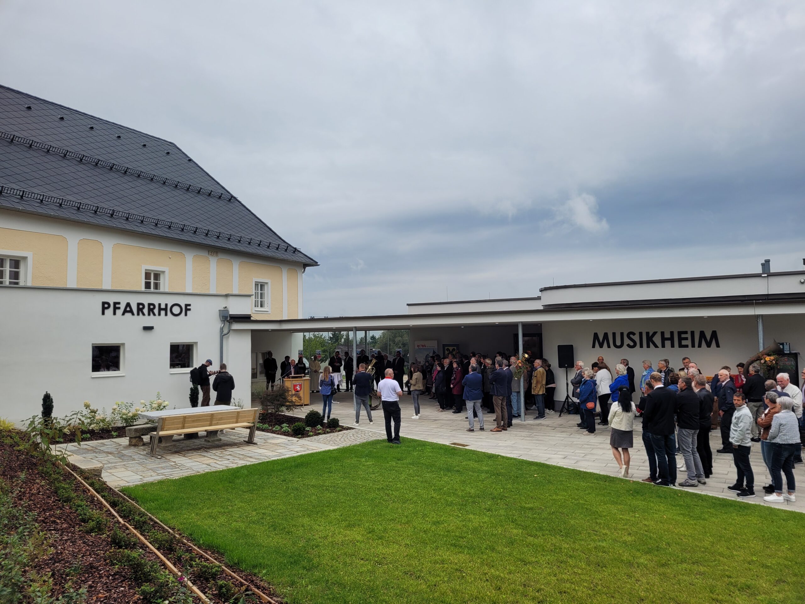 Musikheim und Pfarrhof in Pergkirchen eröffnet