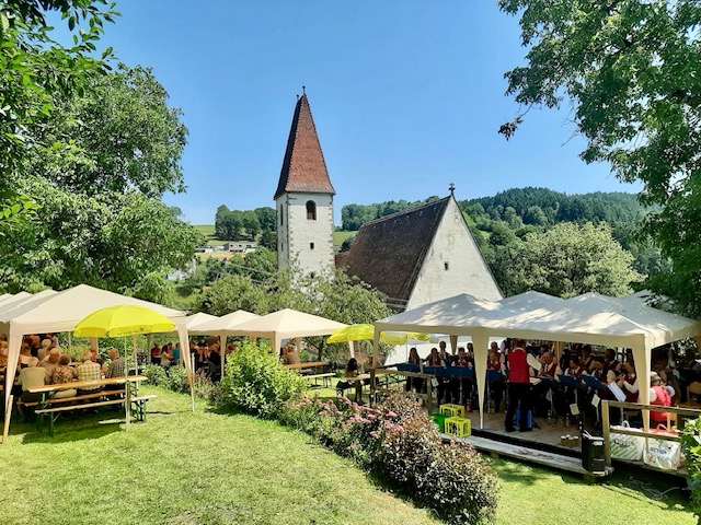RundUmKirche: sommerliche Feste