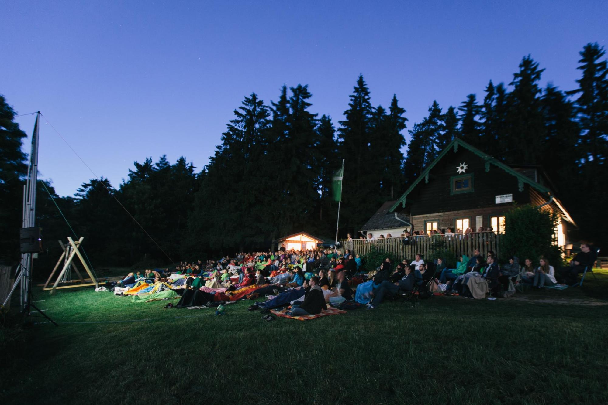 Sommerprogramm der Local-Bühne