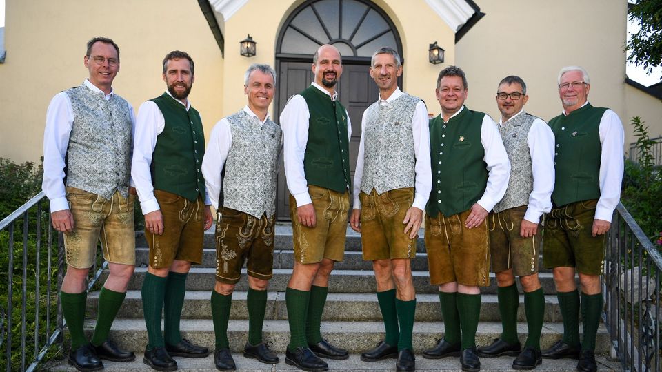 „Doppelquartett Edelweiß“ – Sangesfreu(n)de seit 80 Jahren!