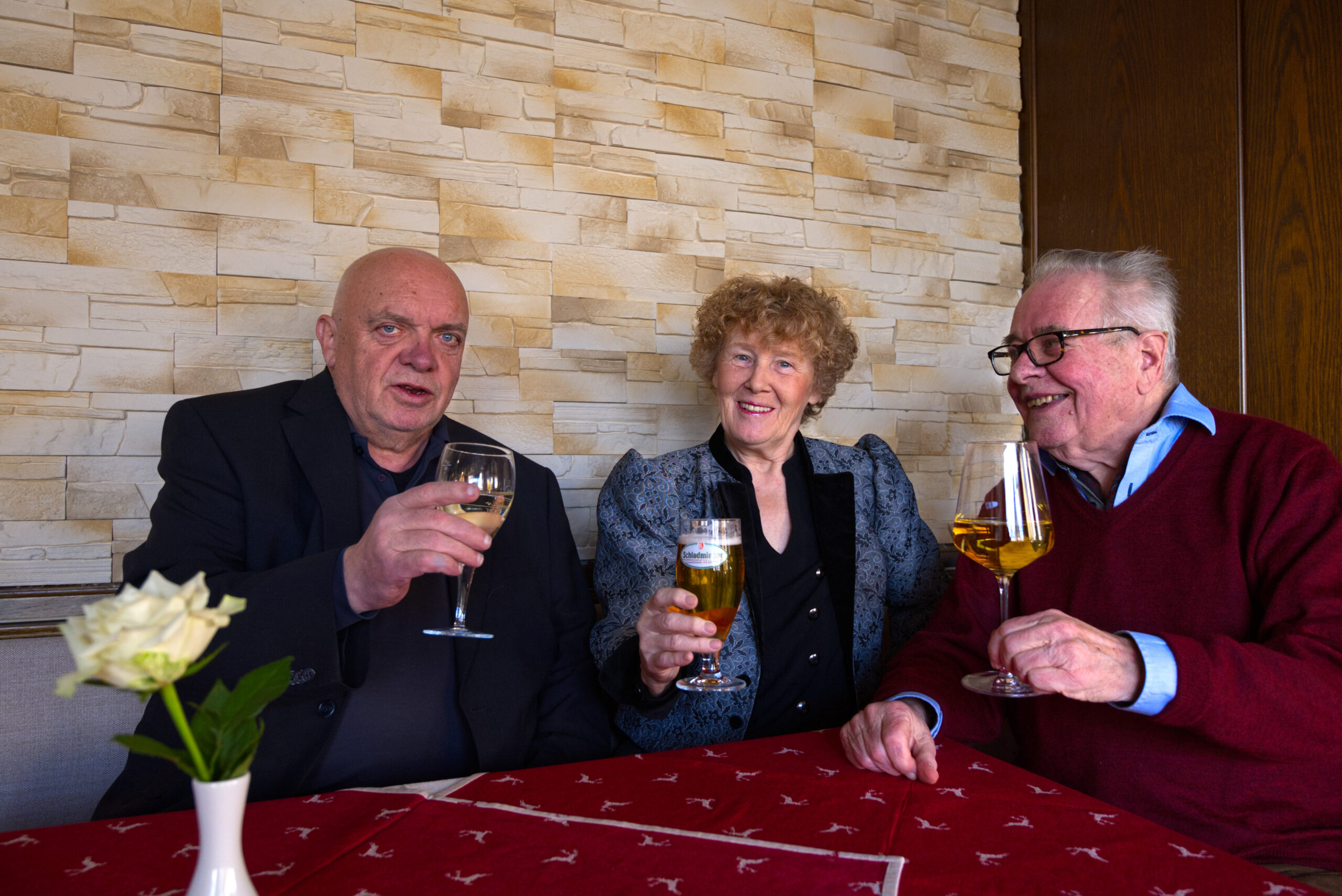 „Gemordet, gehobelt, gereist, gerockt!“