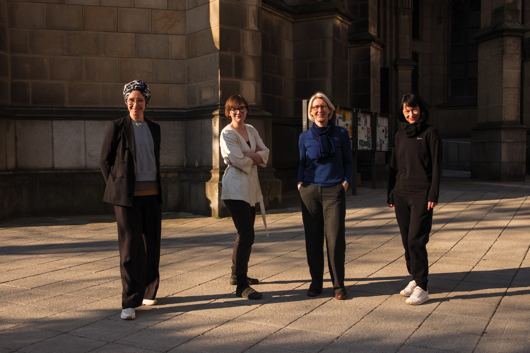 Frauen im Mariendom Linz