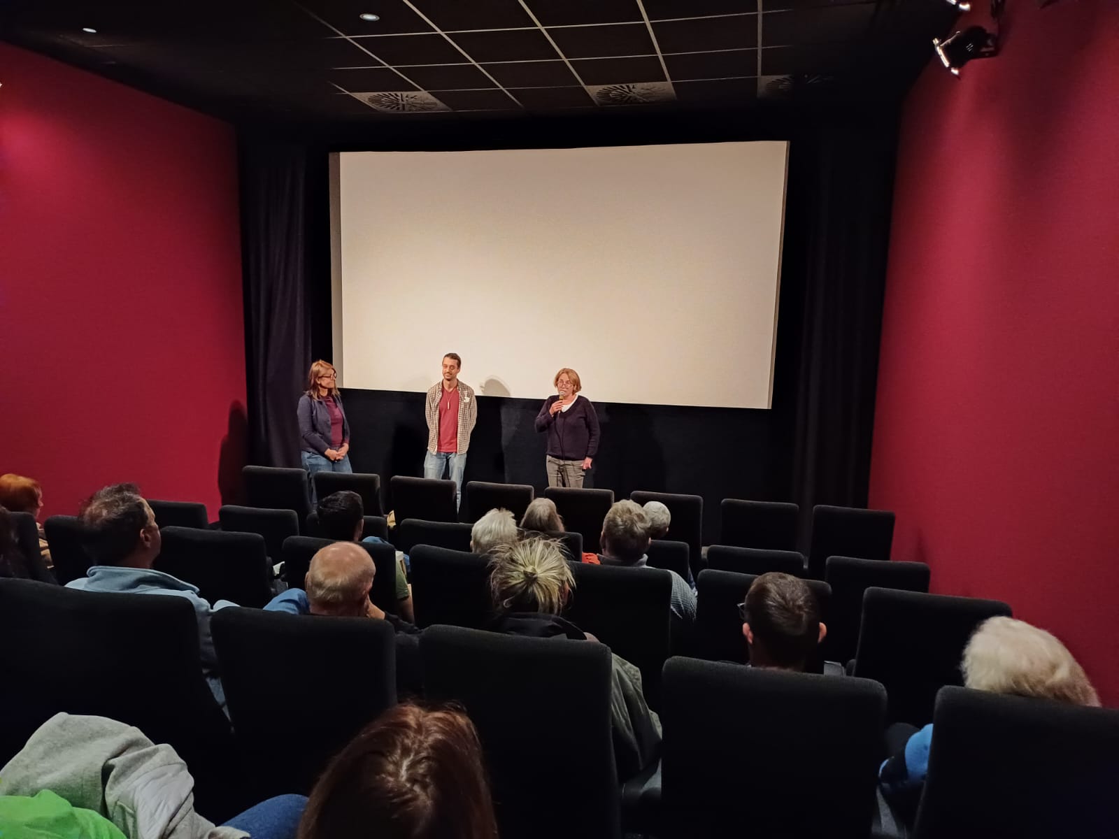 Filmabend „KOSMOS BODEN – Das unbekannte Land“