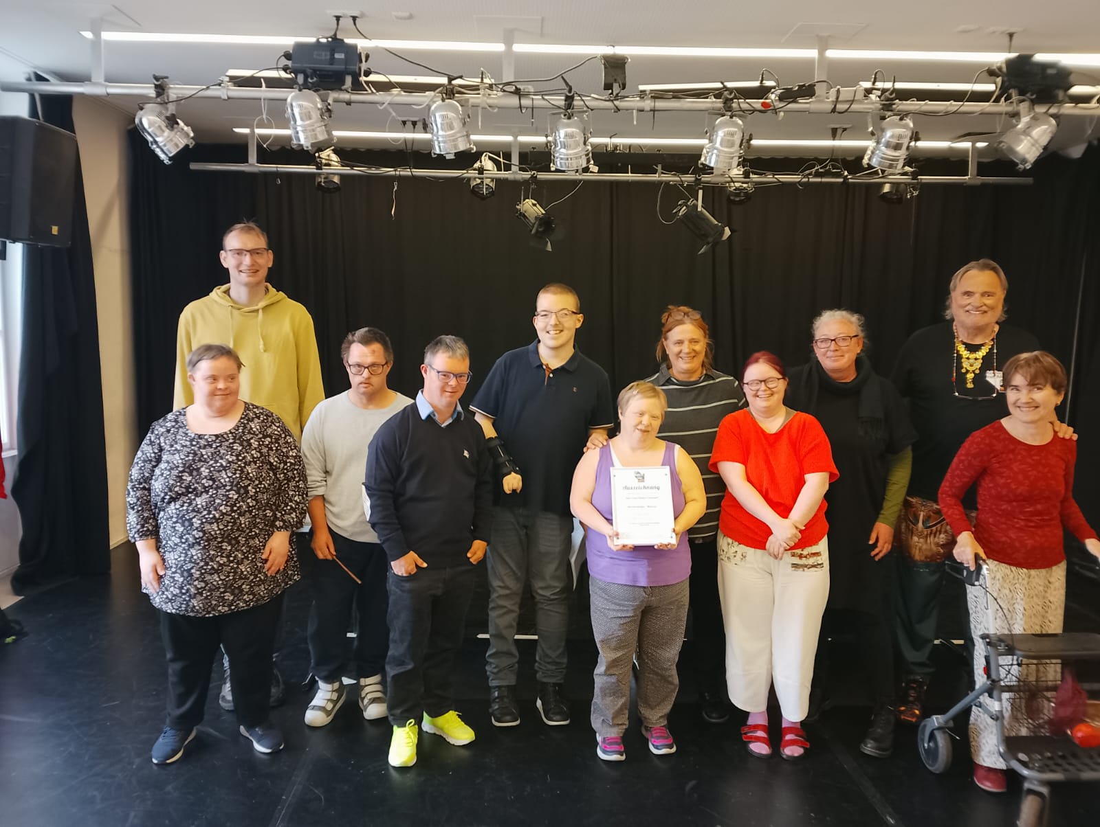 Schreibwerkstatt Malaria S159 – „Rätsel + Geheimnisse“ und „Weihnachten + Neues Jahr“